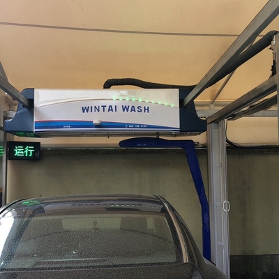 Błękitny pełnoautomatyczny bez dotyku system mycia samochodów WT390 380V Bezpieczne działanie