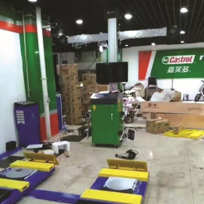 220v 80kg Maszyna do wyrównania opon sterowana komputerowo z antyinterferencją