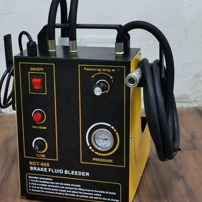 Elektryczny wymiennik płynu hamulcowego 250X260X360mm 25kg z 15 sztuk adapter