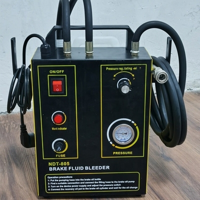 Elektryczny wymiennik płynu hamulcowego 250X260X360mm 25kg z 15 sztuk adapter