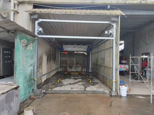 FS360 W pełni automatyczna myjnia samochodowa Wysokie ciśnienie płukania wodą 3Mycie samochodów System recyklingu wody 38kW 360 Automatyczna myjnia samochodowa