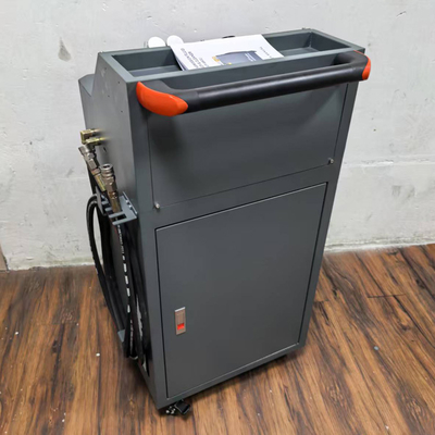 W pełni automatyczna maszyna do wymiany i czyszczenia oleju w automatycznych skrzyniach biegów samochodów