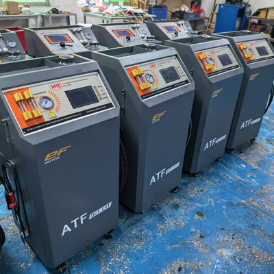 W pełni automatyczna maszyna do wymiany i czyszczenia oleju w automatycznych skrzyniach biegów samochodów