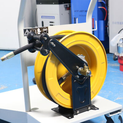 Pneumatyczny zestaw do napełniania olejem silnikowym z przełożeniem 5:1 i prędkością napełniania 6-8 l/min dla warsztatów 4S